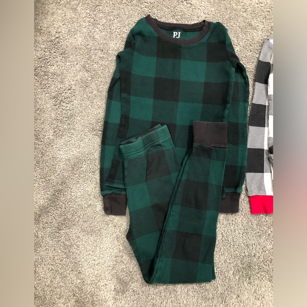 The Children's Place Kids Pajama Sets - Green, Black, Red Plaid - Picture 2 of 10